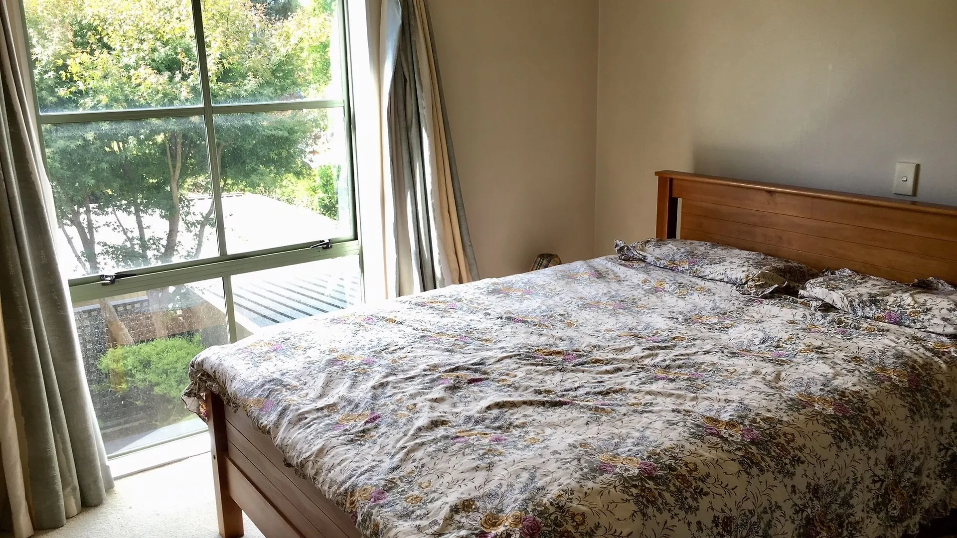 Simple Accommodation In A Great Location Christchurch